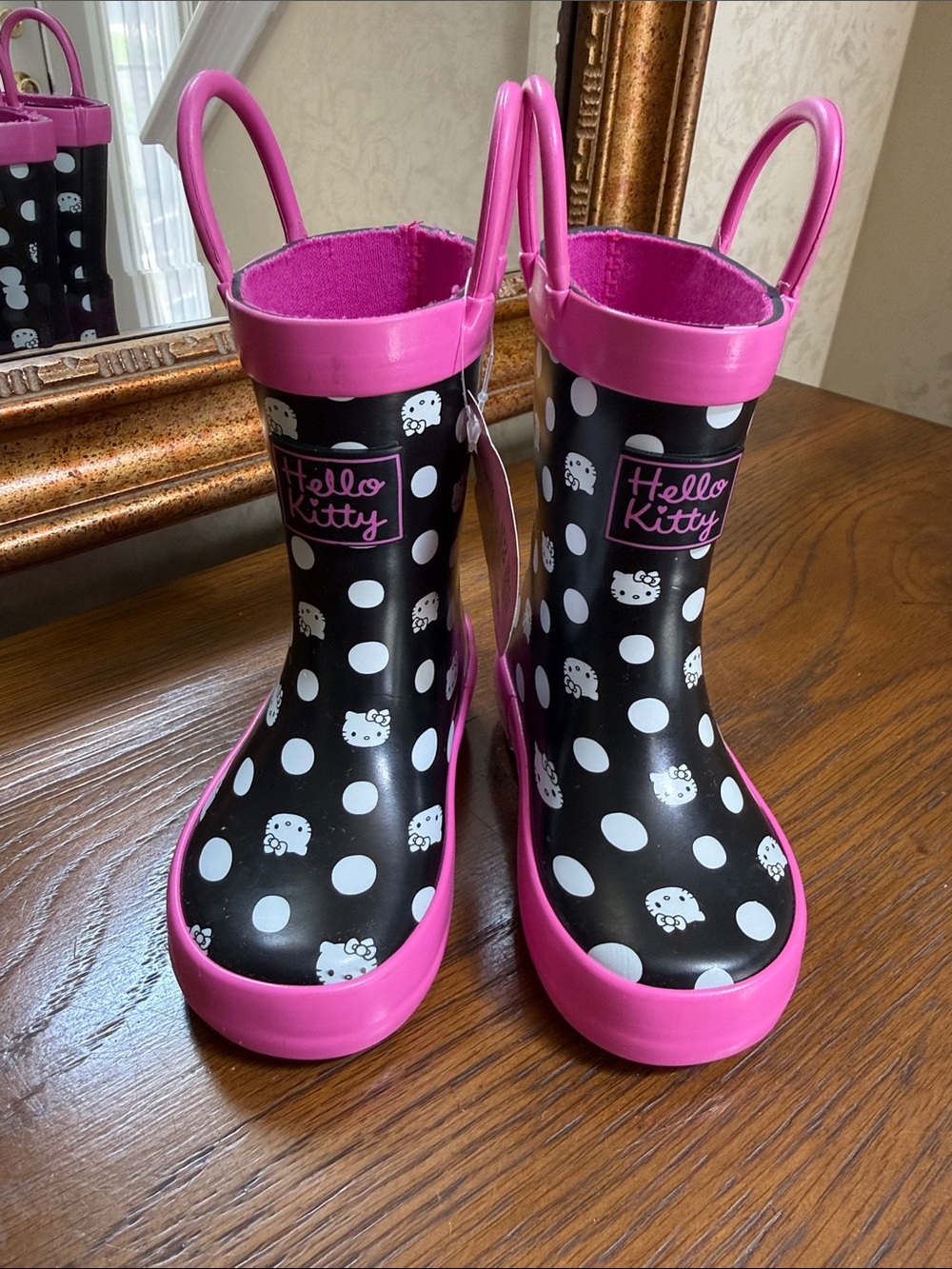 Hello Kitty Black, White & Pink Polka Dot Rain Boots. Size 5.